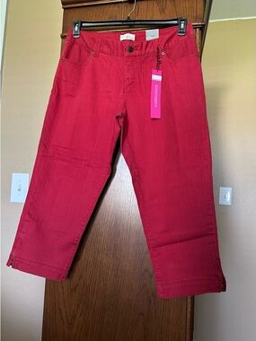 Venezia Red Cropped Capri Jeans